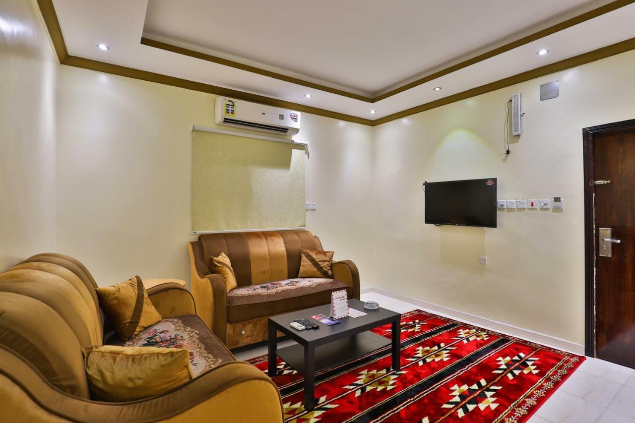 Oyo 273 Star Yanbu Hotel Suites Exterior photo