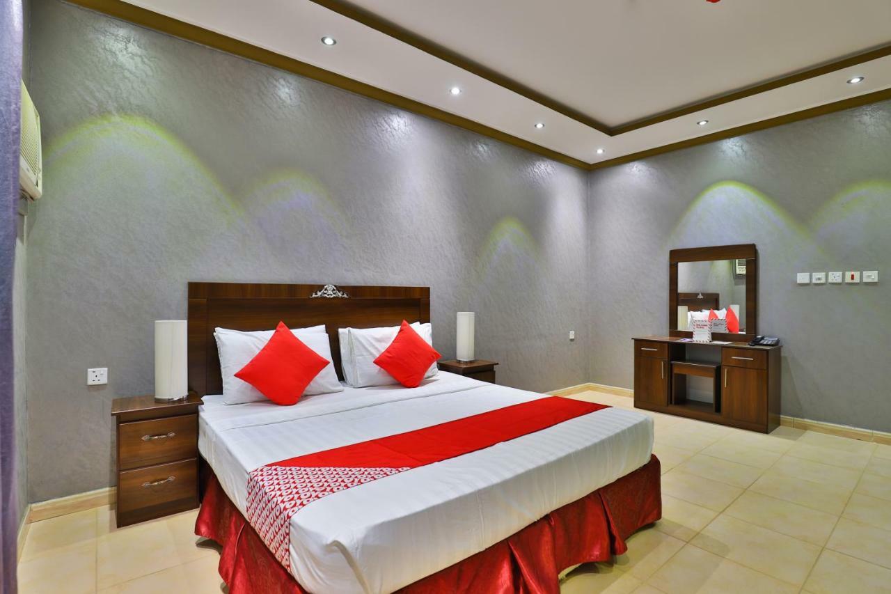 Oyo 273 Star Yanbu Hotel Suites Exterior photo