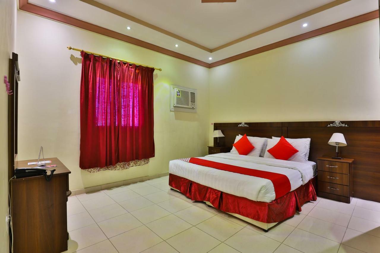 Oyo 273 Star Yanbu Hotel Suites Exterior photo